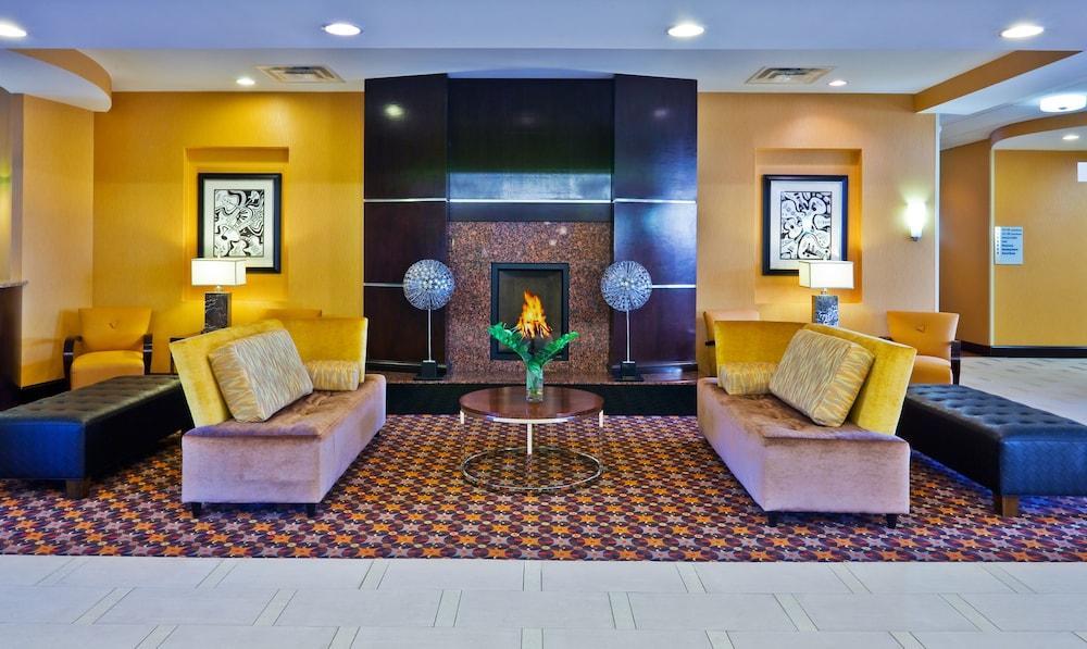 Holiday Inn Express Nashville-Opryland By Ihg Exterior foto
