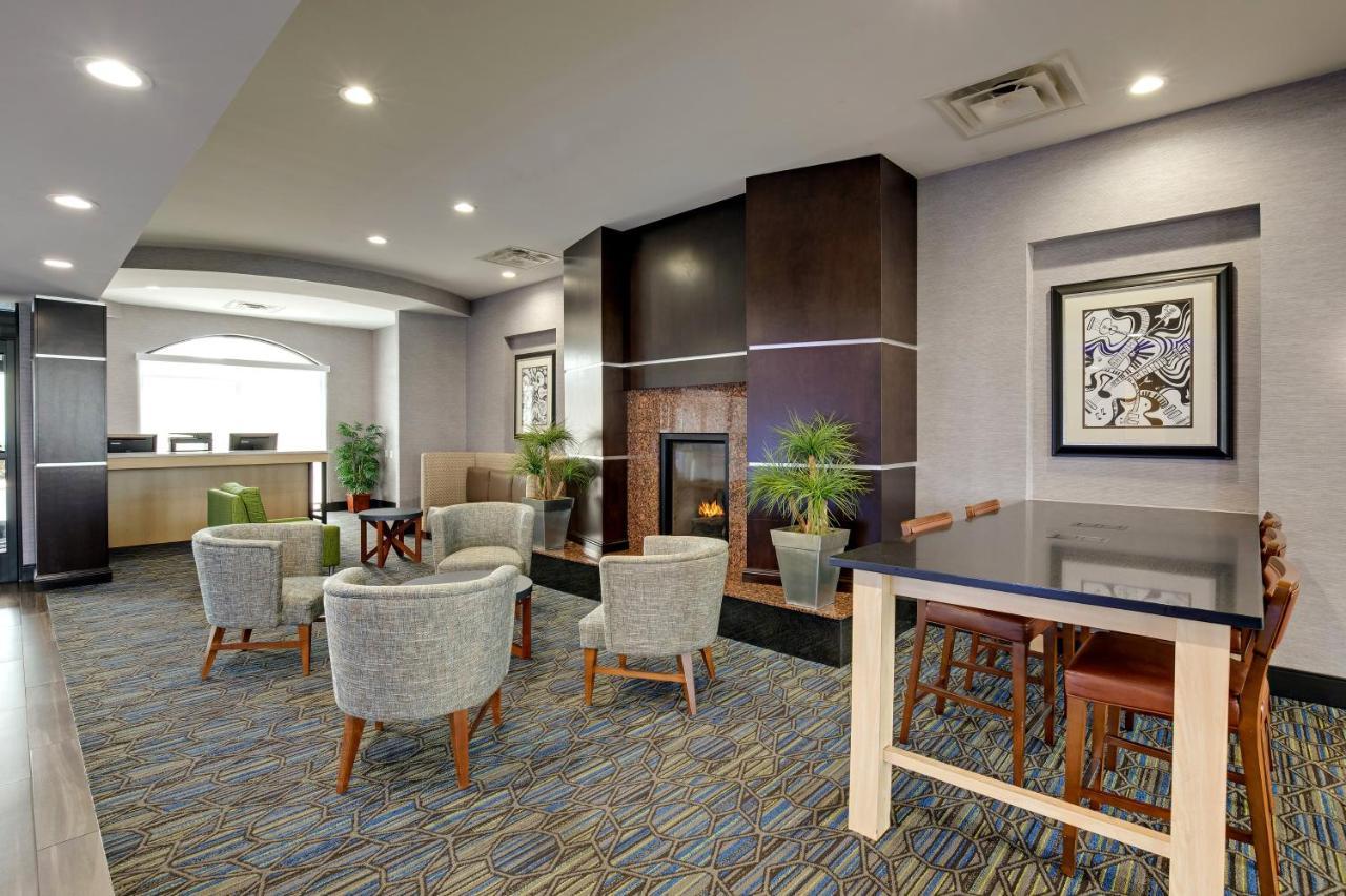 Holiday Inn Express Nashville-Opryland By Ihg Exterior foto
